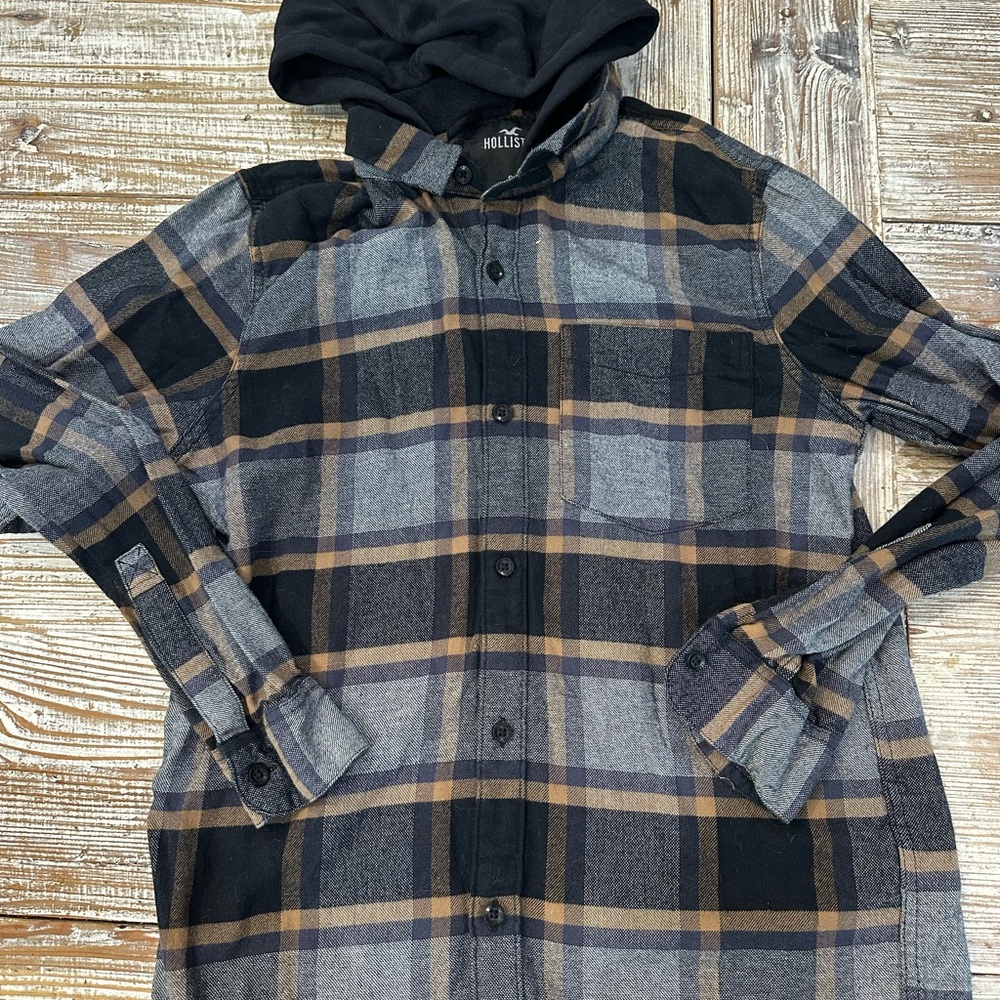 Hollister Checkered Hooded Shirt in Black and Brown